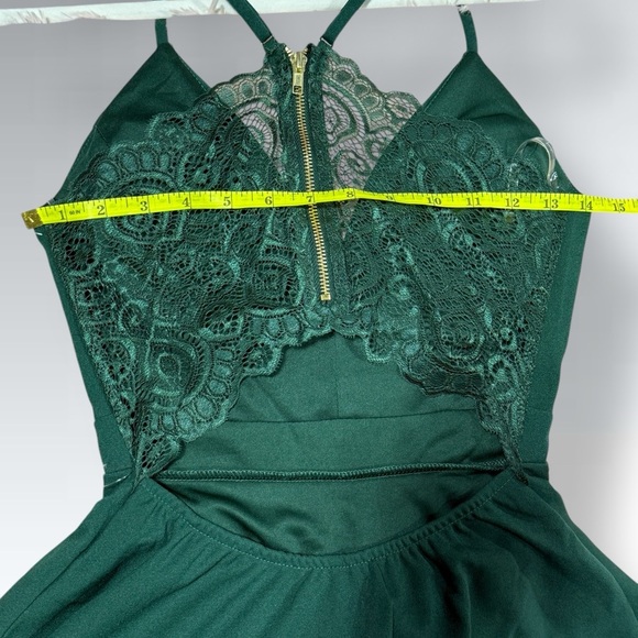 Emerald Sundae Green Lace Detail Dress - Layered and Lightly Flared Size SMALL - Picture 12 of 13